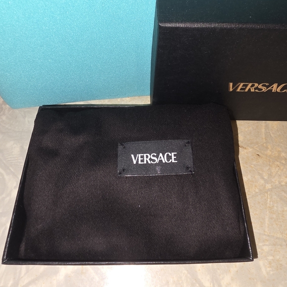 Versace Taupe Quilted Wallet with Gold Accent - Picture 4 of 8